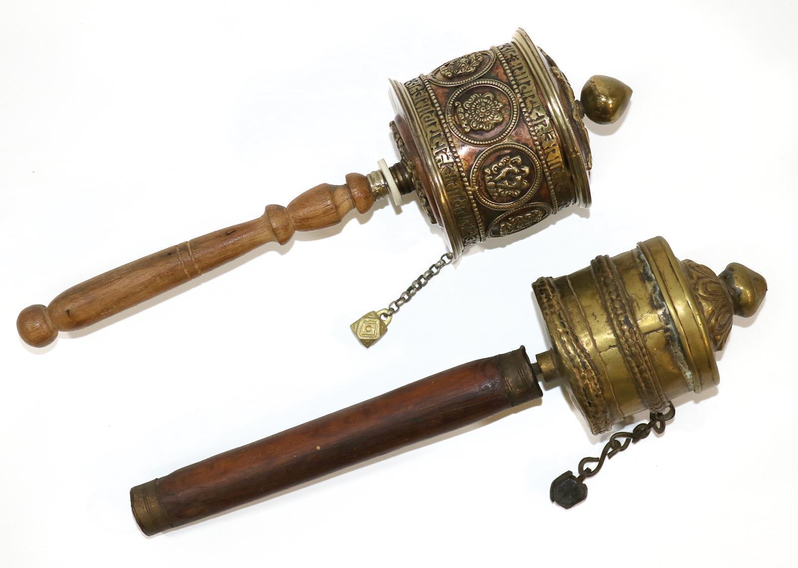 Gebetsmühlen, Zwei. | Bild Nr.1