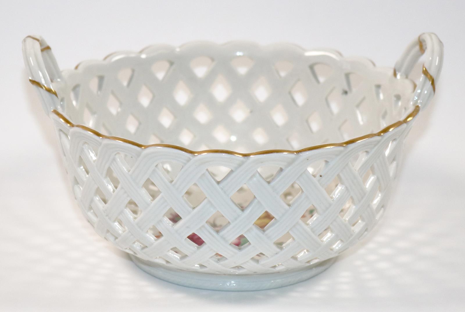 Durchbruchkorb mit Blumenmalerei. | Bild Nr.2