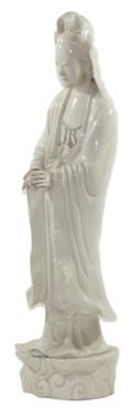 Guanyin stehend